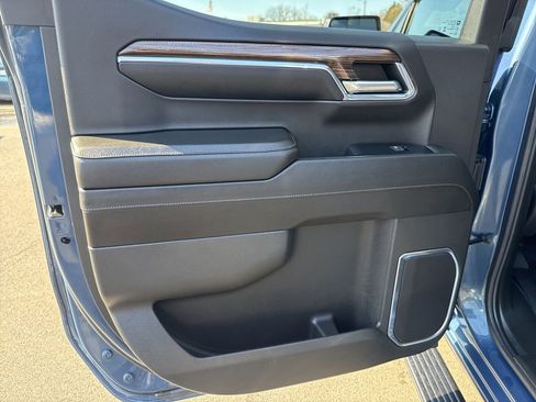 Used 2024 Chevrolet Silverado 1500 LT image 42