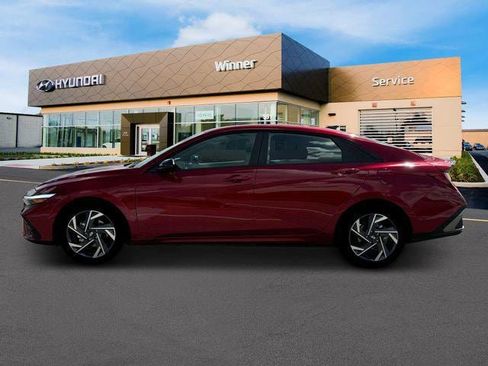 New 2025 Hyundai Elantra Sport FWD image 3