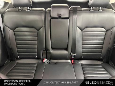 Used 2024 Ford Edge SEL AWD/4WD image 30