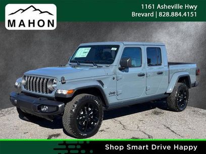 New 2025 Jeep Gladiator Sport