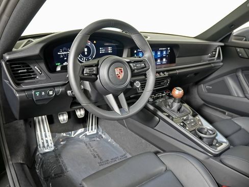 Certified 2026 Porsche 911 Carrera T image 4