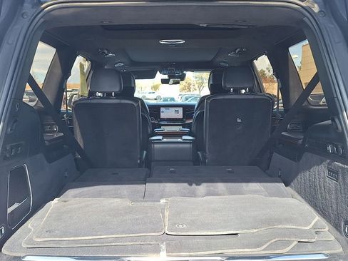 Used 2023 Jeep Grand Wagoneer Series III w/ Rear-Seat Entertainment Group image 33