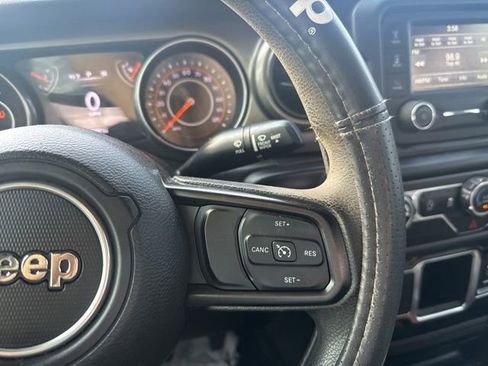 Used 2018 Jeep Wrangler Unlimited Sport AWD/4WD image 21