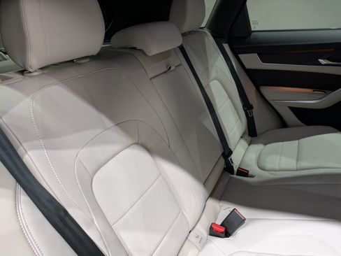 New 2026 Jaguar F-PACE R-Dynamic S AWD/4WD image 23