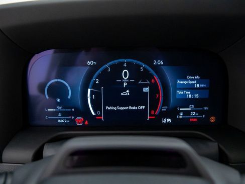 Used 2025 Lexus GX 550 w/ Cold Area Package image 24