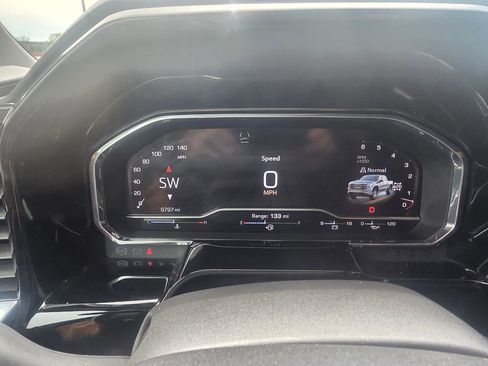 Used 2025 GMC Sierra 1500 Elevation w/ Elevation Premium Package AWD/4WD image 21