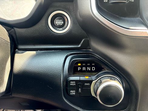 Used 2019 RAM 2500 Big Horn image 32