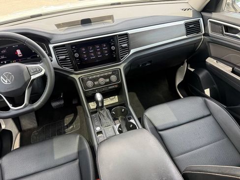 Used 2022 Volkswagen Atlas SE FWD image 25