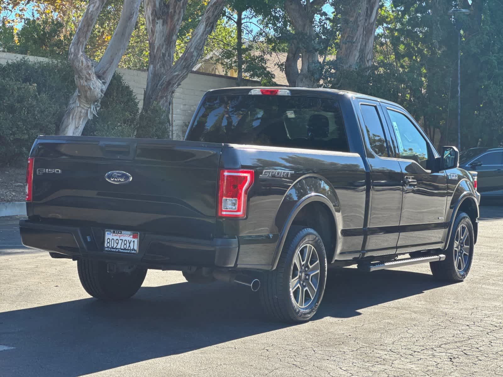 Used 2015 Ford F150 XLT w/ Equipment Group 301A Mid RWD image 2