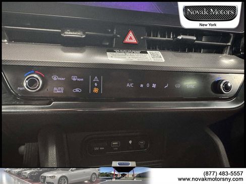 Used 2023 Kia Sportage SX image 22