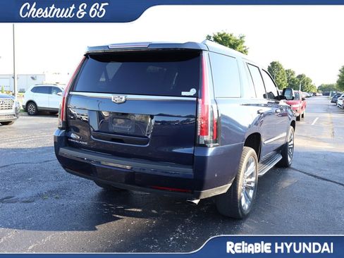 Used 2019 Cadillac Escalade Luxury w/ LPO, Radiant Package AWD/4WD image 22