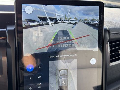 Used 2025 Ford F150 Lightning Flash image 17