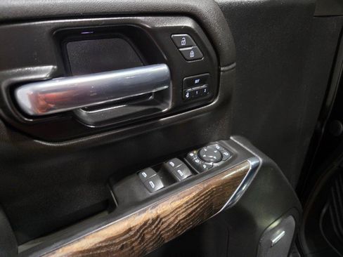 Used 2021 GMC Sierra 2500 Denali w/ Denali Black Diamond Edition image 37