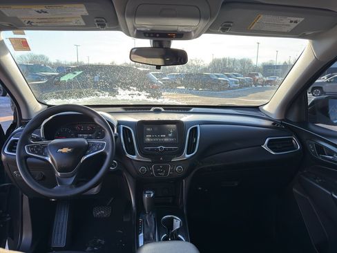 Used 2018 Chevrolet Equinox LT image 28