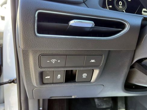 Certified 2023 Hyundai Sonata SEL w/ Convenience Package image 19