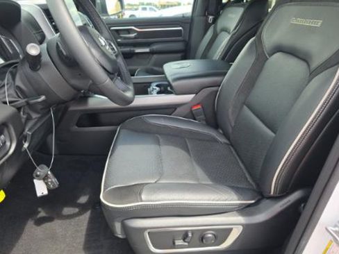 Used 2025 RAM 1500 Laramie w/ Night Edition AWD/4WD image 13