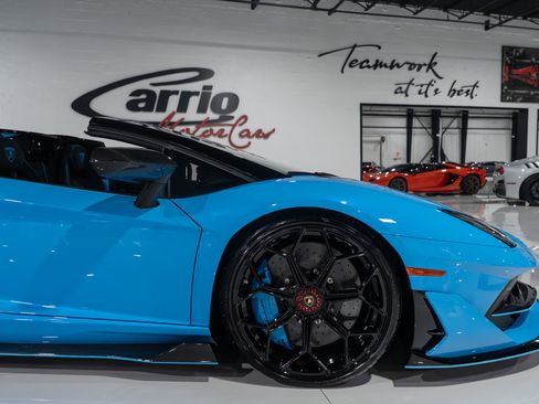 Used 2021 Lamborghini Aventador SVJ image 56
