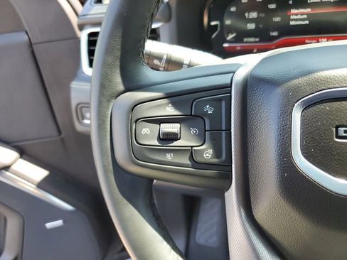 Used 2024 GMC Yukon Denali image 28