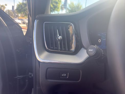 New 2026 Volvo XC60 B5 Ultra w/ Climate Package image 13