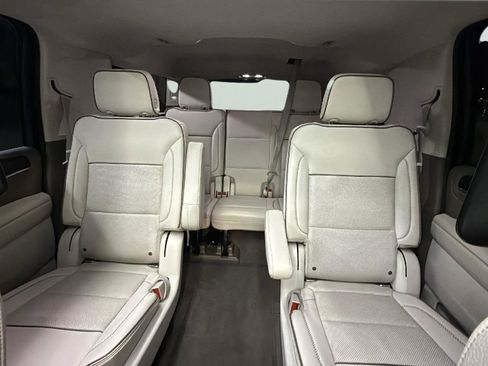 Used 2021 GMC Yukon XL Denali w/ LPO, Illumination Package image 26