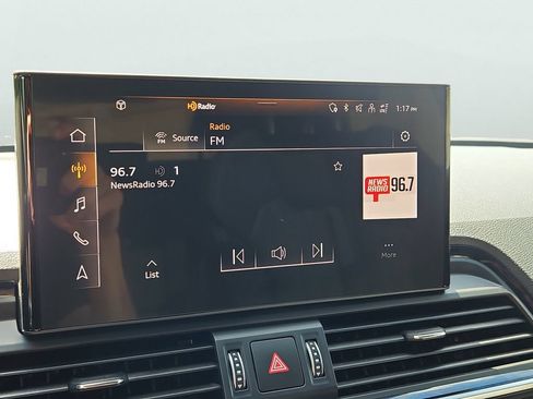 Certified 2023 Audi Q5 2.0T Premium w/ Convenience Package AWD/4WD image 25