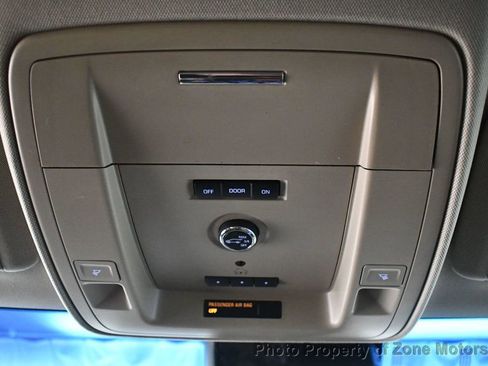 Used 2017 Chevrolet Suburban Premier image 14