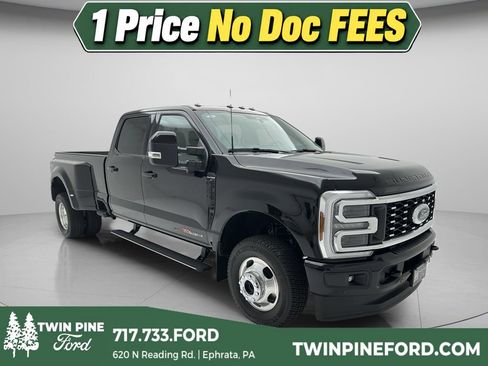 New 2026 Ford F350 Platinum AWD/4WD image 1