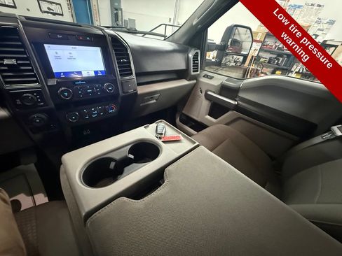 Used 2019 Ford F150 XLT w/ Equipment Group 301A Mid AWD/4WD image 28
