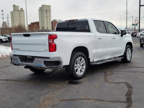 Used 2022 Chevrolet Silverado 1500 LTZ w/ LTZ Premium Package image 2