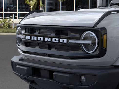 New 2026 Ford Bronco Outer Banks AWD/4WD image 19