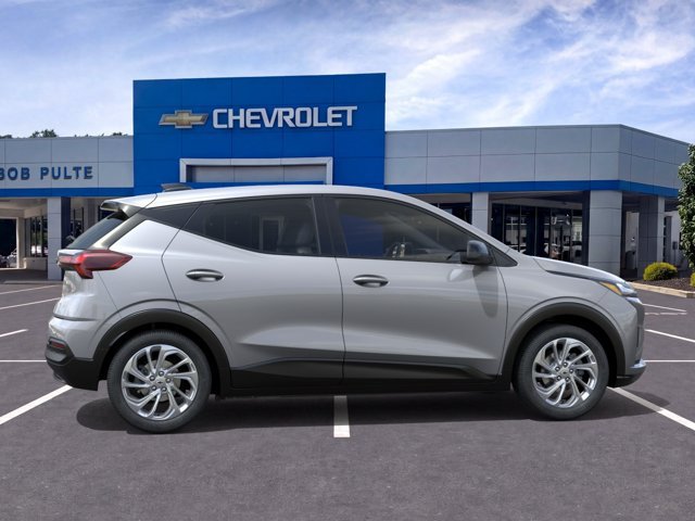 New 2027 Chevrolet Bolt LT FWD image 5