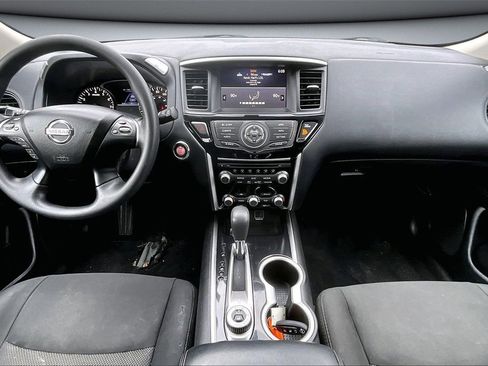 Used 2020 Nissan Pathfinder S image 7
