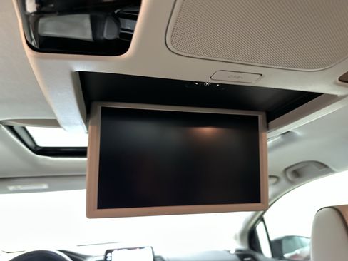 Used 2025 Honda Odyssey Elite image 36