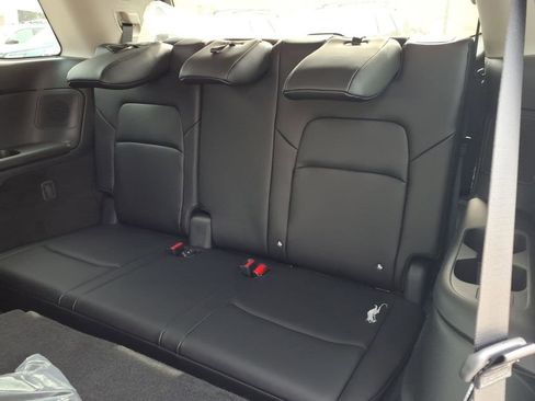 New 2026 Nissan Pathfinder Platinum image 30