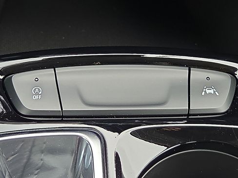 New 2026 Chevrolet Trax LT FWD image 18