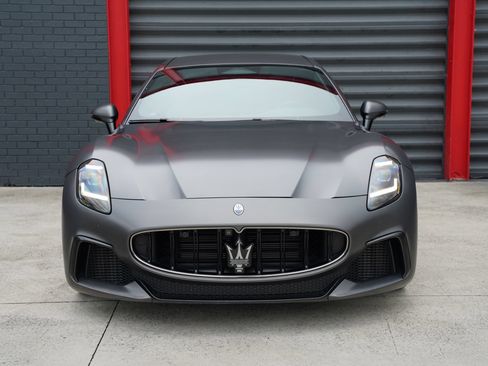 Used 2024 Maserati GranTurismo Trofeo AWD/4WD image 3