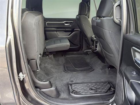 Used 2021 RAM 1500 Big Horn AWD/4WD image 27
