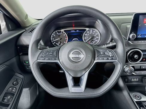 Used 2024 Nissan Sentra SV FWD image 22