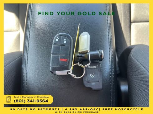 Used 2019 Jeep Grand Cherokee Laredo image 29