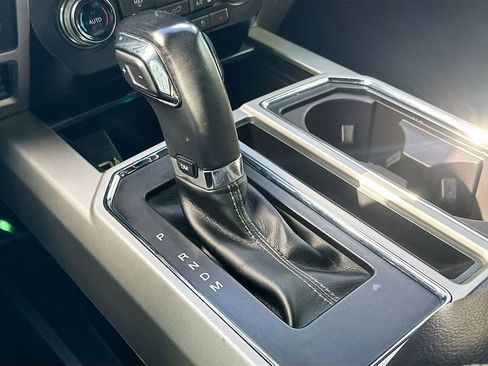 Used 2019 Ford F150 Lariat w/ Equipment Group 502A Luxury image 18