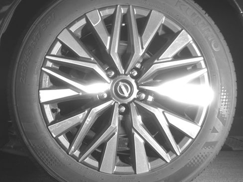 Used 2025 Nissan Altima 2.5 SV image 14