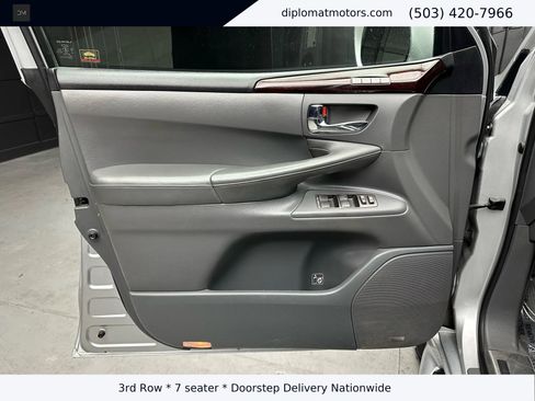 Used 2009 Lexus LX 570 4WD image 22