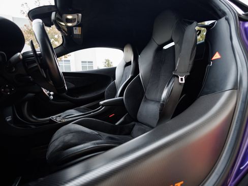 Used 2019 McLaren 600LT image 39