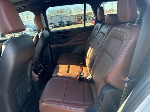 Used 2025 Lincoln Aviator Reserve w/ Illumination Package image 20