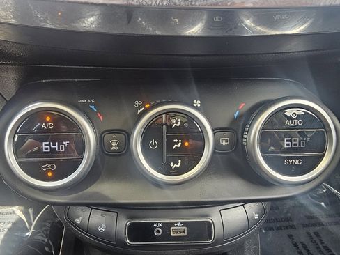 Used 2016 FIAT 500X Trekking Plus image 26