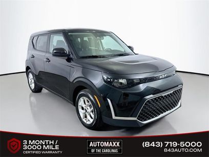 Used 2025 Kia Soul LX w/ LX Technology Package
