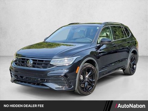 Used 2024 Volkswagen Tiguan SE R-Line FWD image 1