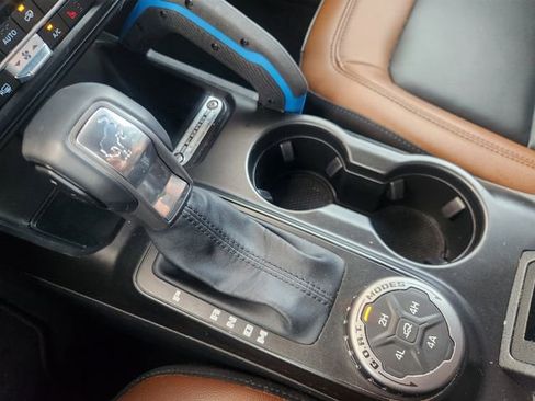 Used 2023 Ford Bronco Outer Banks image 19