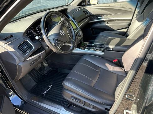 Used 2018 Acura RLX w/ Technology Package FWD image 10