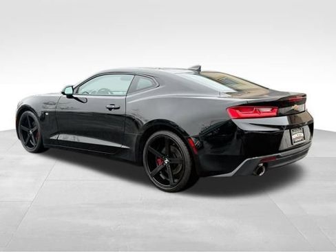 Used 2016 Chevrolet Camaro LT image 5